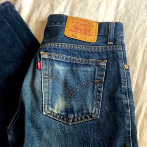 Levi’s 520 dark denim blue button fly jeans 30x31